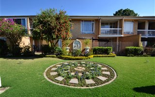 2 Bedroom Apartment in Illovo