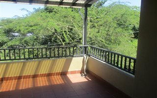 2 Bedroom Apartment in Sheffield Beach