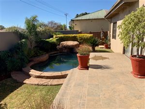 3 Bed House in Krugersdorp Central