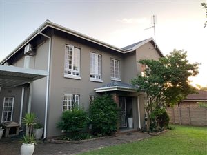 4 Bed House in Meerensee