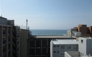 Bachelor apartment in North Beach