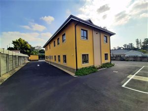 320 m² Office Space in Pinetown Central
