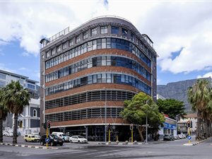 1 Bed Apartment in Vredehoek