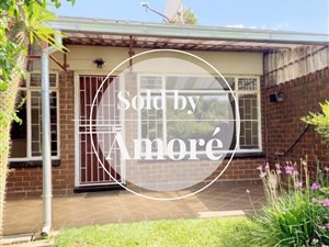 2.5 Bed Apartment in Rietfontein