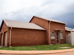 3 Bed House in Ninapark