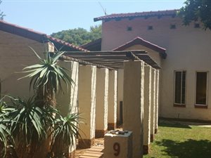 3 Bedroom House in Eldoraigne