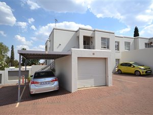 3 Bed Apartment in Glenvista