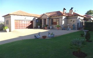 2 Bedroom House in Tuscany Ridge