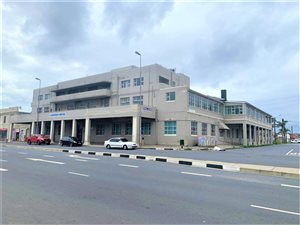 2112 m² Commercial space in Quigney