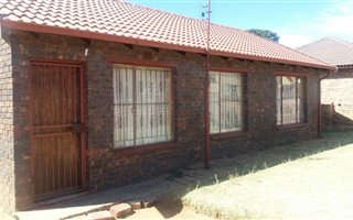 3 Bedroom House in Kwaguqa