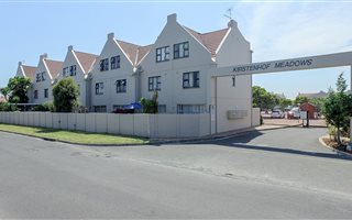 2 Bedroom Duplex in Kirstenhof