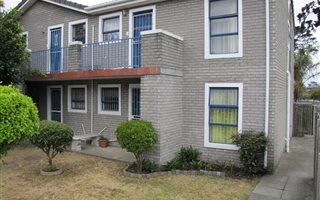 2 Bedroom Apartment in Oakglen