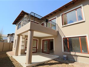 3 Bed Cluster in Bedfordview