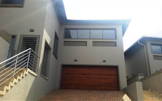 3 Bedroom House in Bergtuin