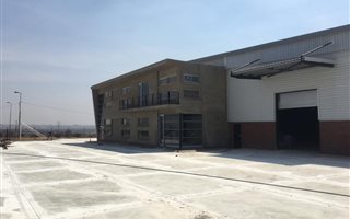 575 m² Industrial space in Louwlardia