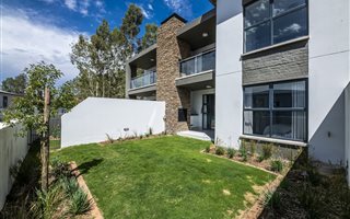 2 Bedroom Apartment in Eye of Africa