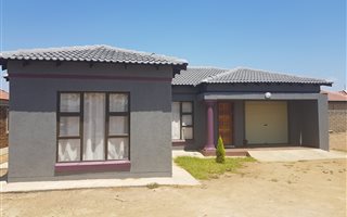 3 Bedroom House in Rethabile Gardens