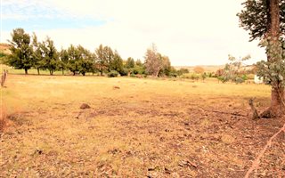 2974 m² Land available in Hobhouse