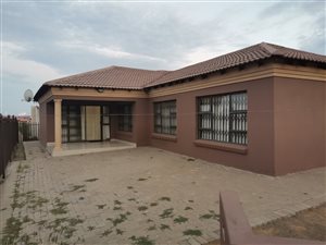 3 Bed House in Vista Park