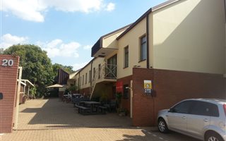 600 m² Commercial space in Zwartkop