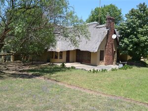 1.5 ha Farm in Kyalami AH