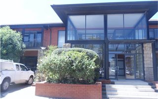 151 m² Office Space in Meyersdal