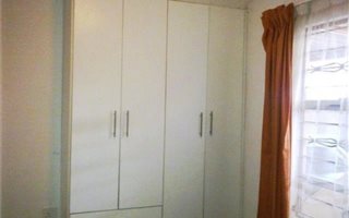 2 Bedroom House in Roodepoort Central