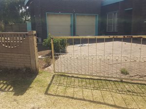 3 Bed House in Bonanne