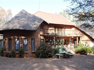 1.4 ha Smallholding in Nestpark AH