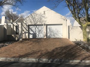 3 Bed Townhouse in Pinehurst