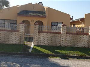 3 Bed House in Levalia