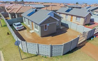 3 Bedroom House in Albertsdal