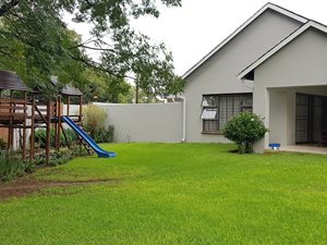 4 Bed House in Bryanston