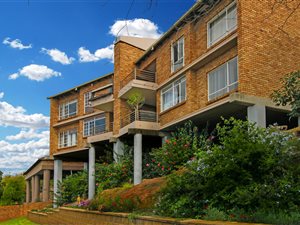 3 Bed Apartment in Robin Hills