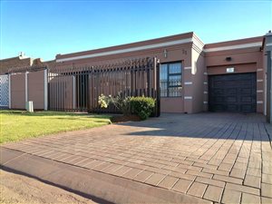 3 Bed House in Eldorado Park