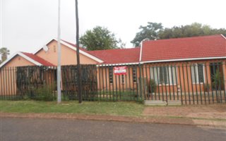3 Bedroom House in Bloubosrand