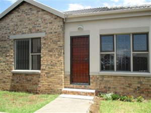 3 Bedroom House in Witbank Central