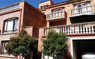 3 Bedroom House in Waterkloof Ridge