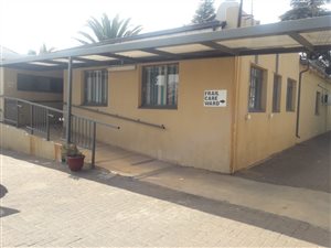 400 m² Office Space in Witbank Central