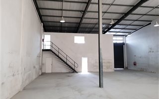 367 m² Industrial space in Olivedale