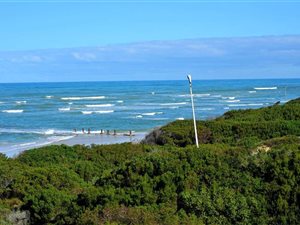 769 m² Land available in Paradise Beach