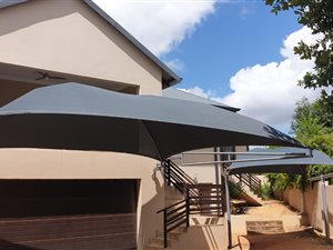 4 Bed House in Golden Acres Estate