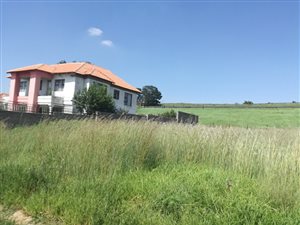 926 m² Land available in Glenanda