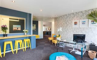 220 m² Office Space in Illovo