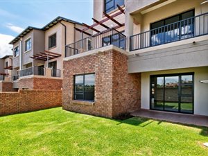 2 Bed Apartment in Wilgeheuwel
