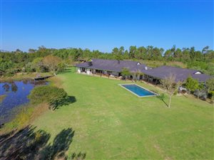 12 ha Farm in Harkerville