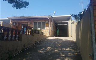 3 Bedroom Simplex in Forest Haven