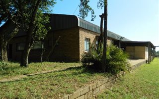 3000 m² Commercial space in Haenertsburg