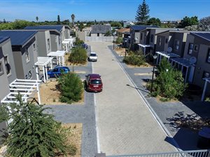 3 Bed Duplex in Joostenberg Vlakte