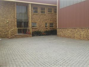 1300 m² Commercial space in Robertville